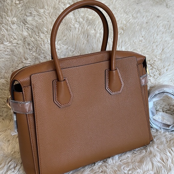 NWT Michael Kors Mercer Brown Pebbled Leather Satchel / Tote - Picture 6 of 11